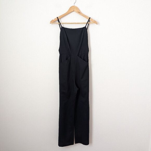 Reformation black twill Anderson square neck low scoop back cropped jumpsuit - Picture 3 of 7